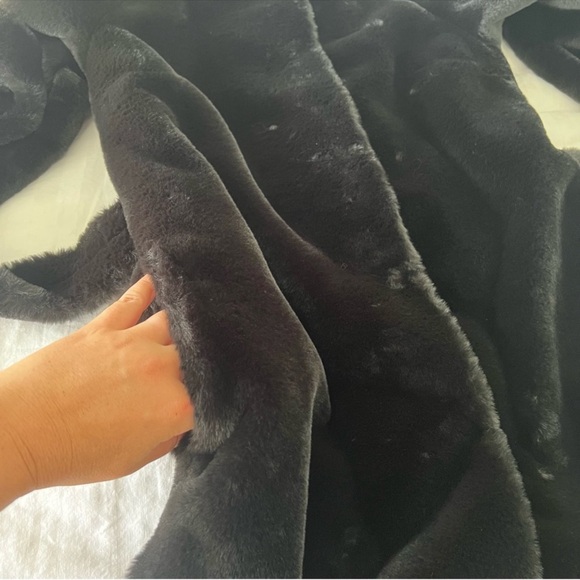 $595 Stand Studio black sheared Faux Mink fur coat jacket L blogger CC neckline - Picture 10 of 16